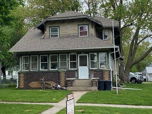 1st image of 1410 Early St