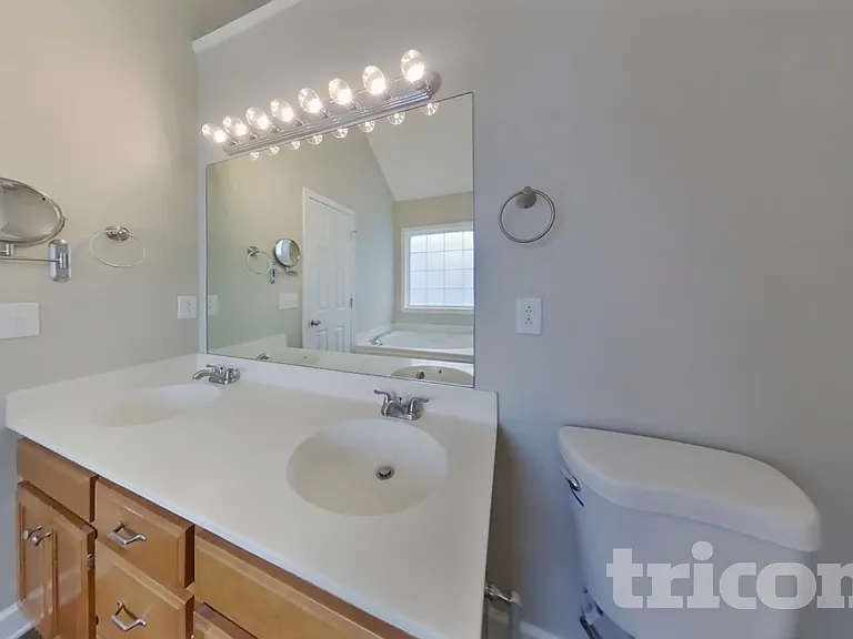 2905 Haddox Pl — Photo 11
