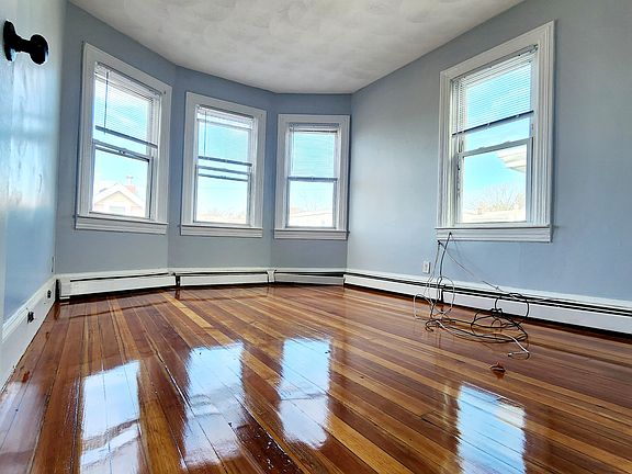 5th image of 41-43 Marietta St #3
