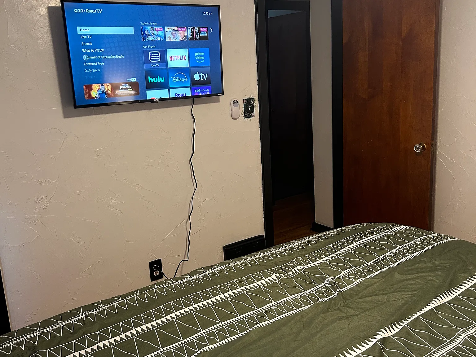 1 bed, 720 sqft, $995 — Photo 2