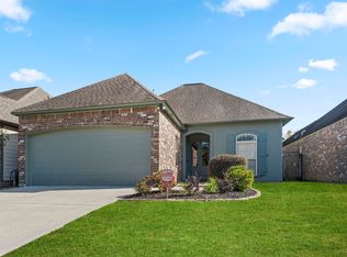 5769 Hidden Ridge Ln, Baton Rouge, LA 70816