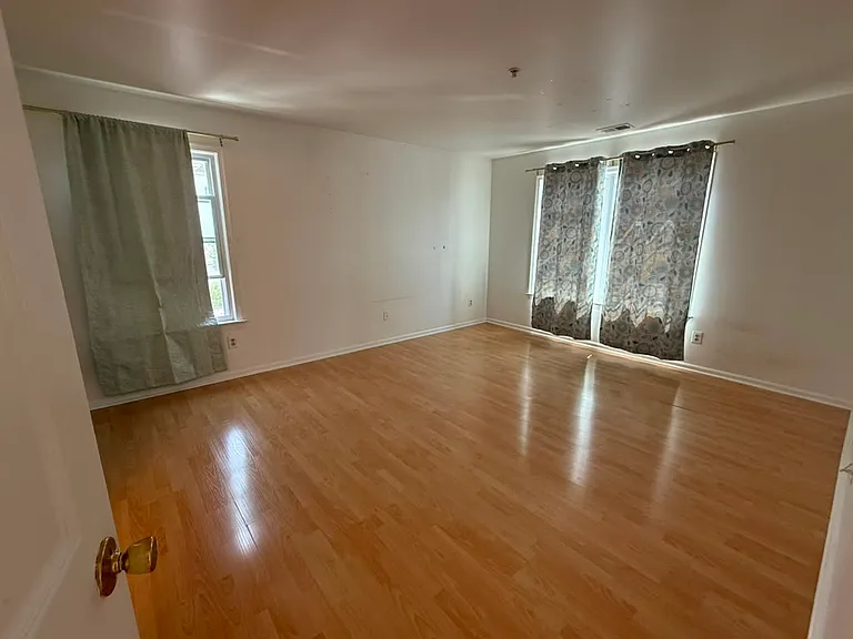 727 Waterford Dr — Photo 8