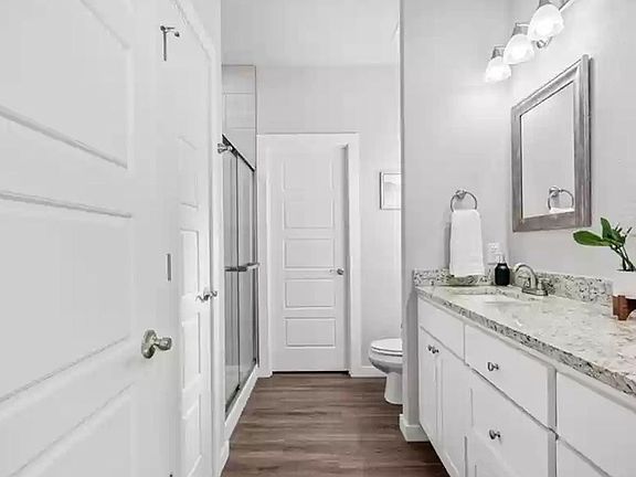 3rd image of 3003 SW Garrison Ln #2