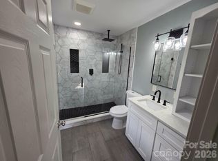 5285 E Holly Grove Rd #43, Thomasville, NC 27360
