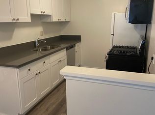 12326 Inglewood Ave APT B, Hawthorne, CA 90250