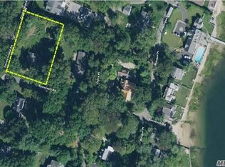 442 Centre Island Rd, Oyster Bay, NY 11771