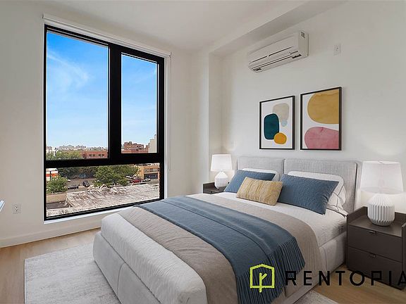 4th image of 1010 Pacific St APT 904