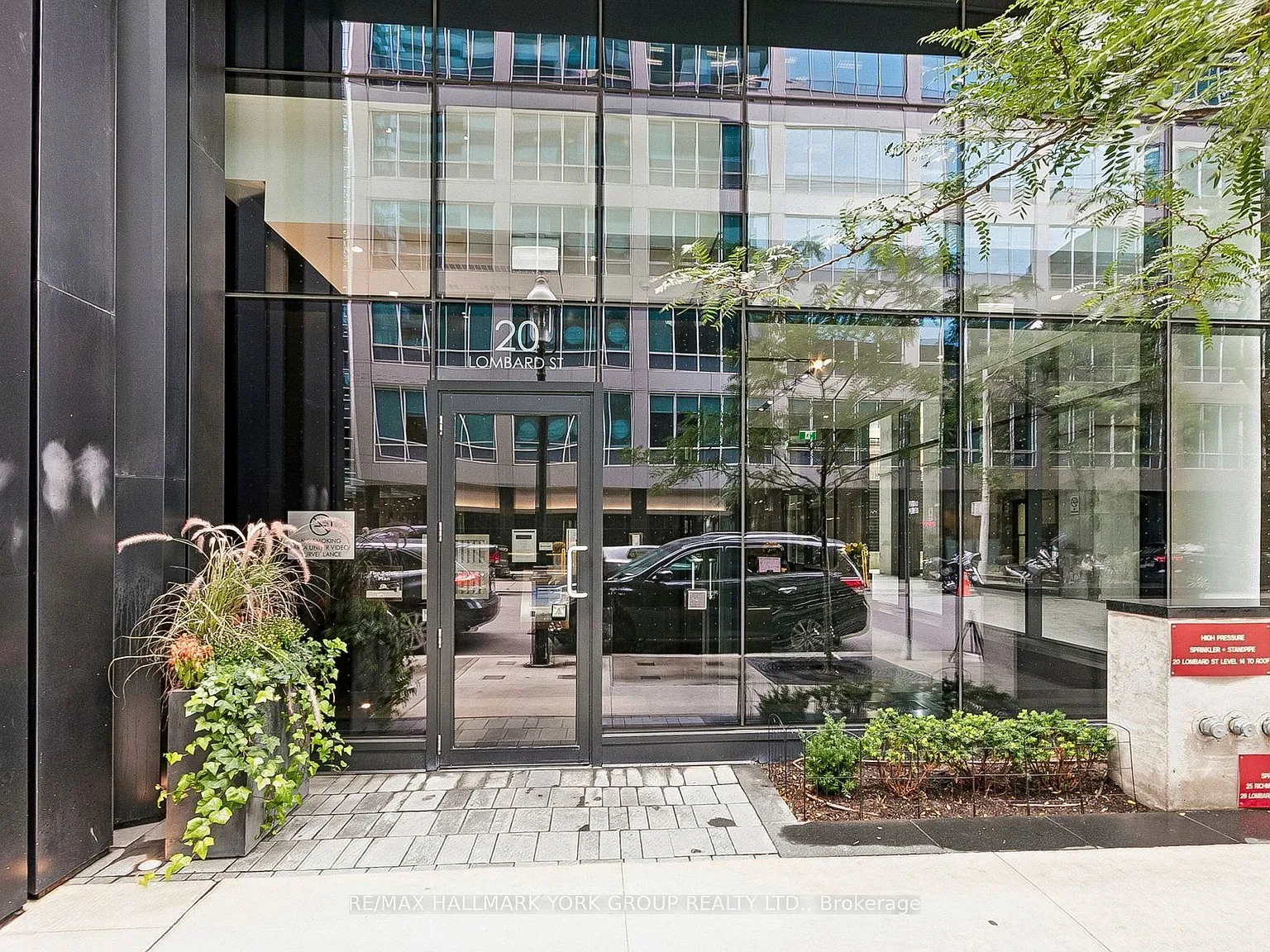 2 bed, $4,000 — Photo 2