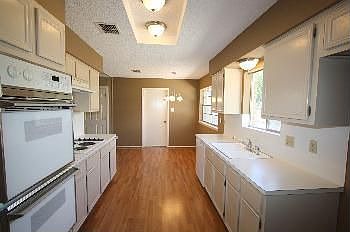 5th image of 22831 Provincial Blvd