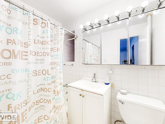 4th image of 342 E 62nd St APT 10