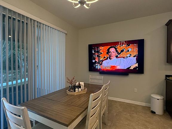 3rd image of 193 Mitchell Creek Way
