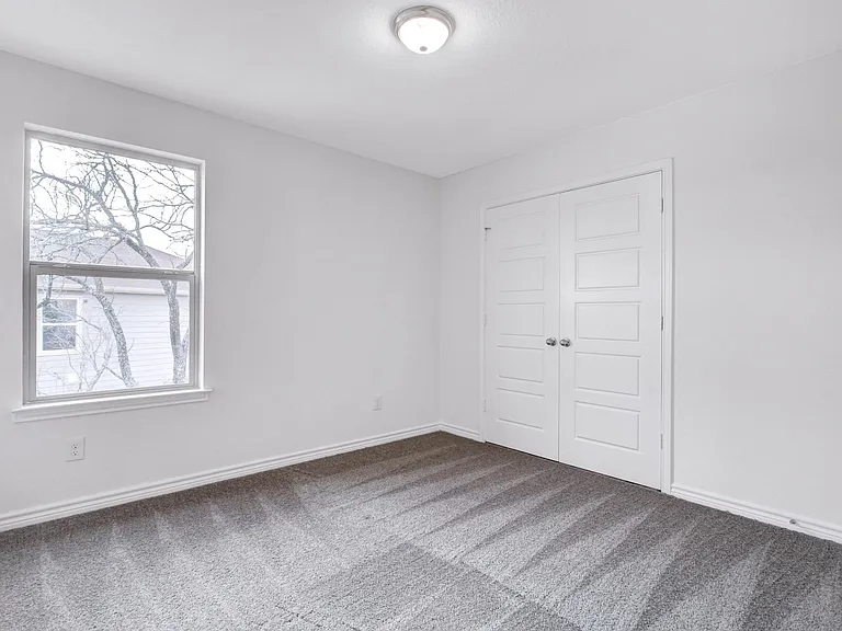 4955 Usaa Blvd — Photo 25