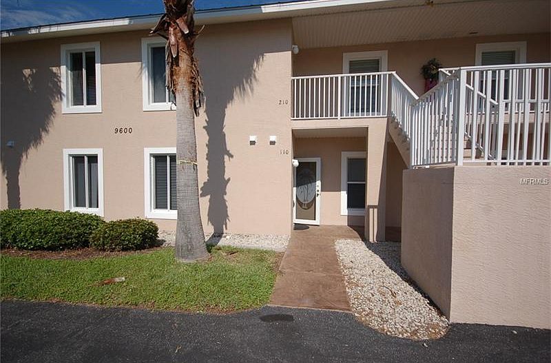 1st image of 9600 Fiddlers Green Cir #3