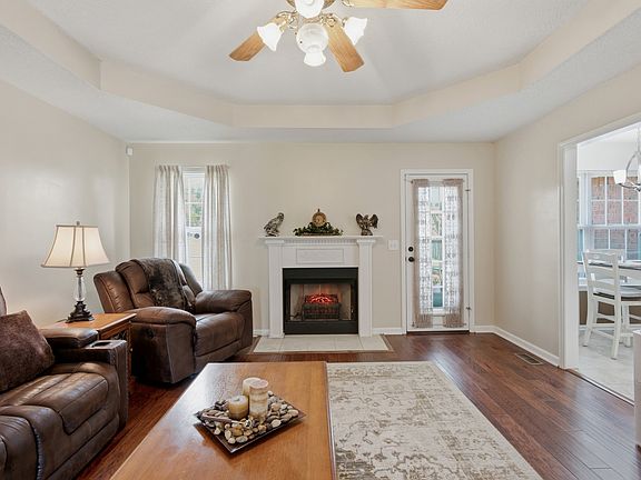 2nd image of 117 Mabry Dr