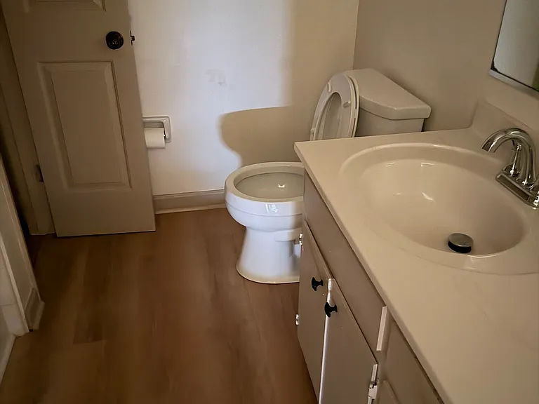 2235 Old Hamilton Pl — Photo 3