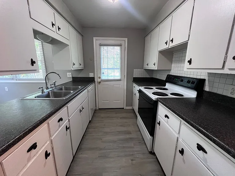 11139 Mountain Ash Ave NW — Photo 21