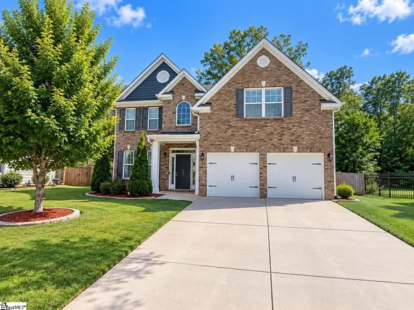 205 Lambert Ct, Simpsonville, SC 29680