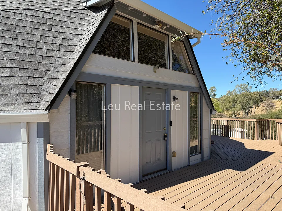 1740 Green Valley Rd