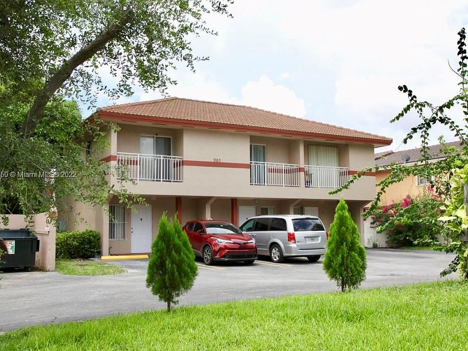 1st image of 980 NW 78th Ave #2D