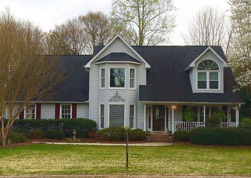 2nd image of 309 Huntcliff Dr