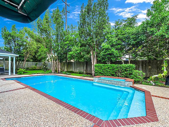 4th image of 1642 Kelliwood Oaks Dr
