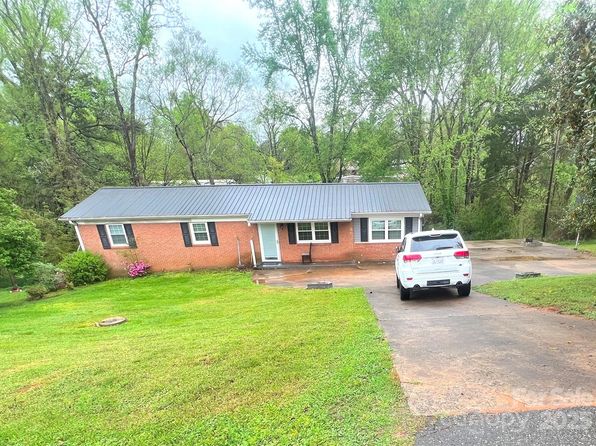 2116 Dana Pl, Shelby, NC 28152