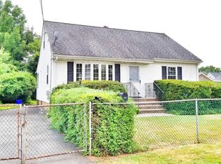160 Jefferson St, Somerset, NJ 08873