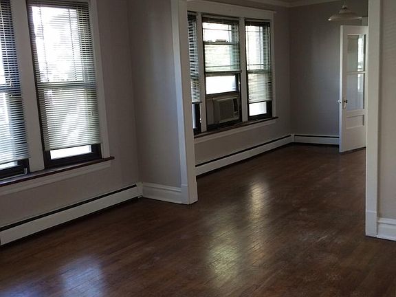 2nd image of 5735 N Magnolia Ave #1E