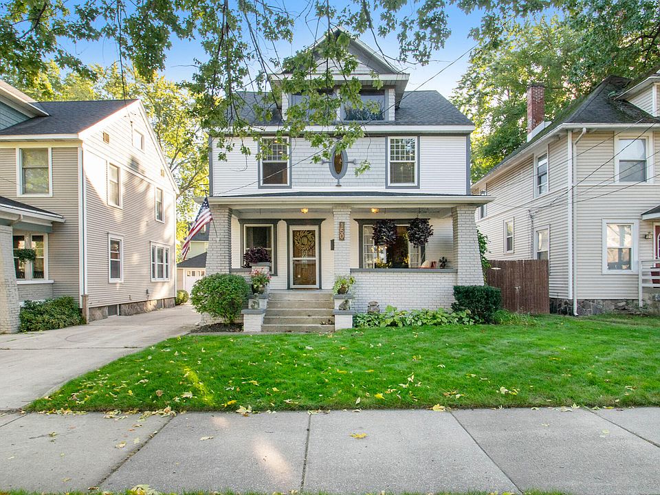 1st image of 150 Fuller Ave SE