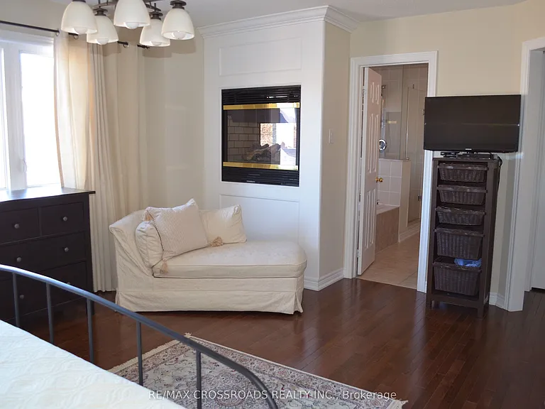 52 Dungannon Dr — Photo 8