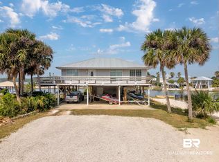 916 Shoreland Dr W, Gulf Shores, AL 36542