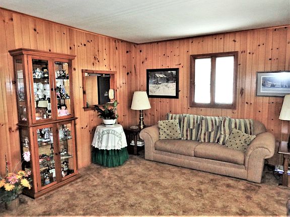 2nd image of 219 Park Dr