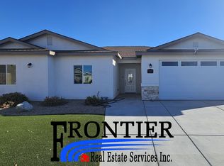 818 Beach Ct, Ridgecrest, CA 93555