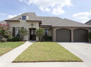 306 Bluebonnet Dr, Lafayette, LA 70508