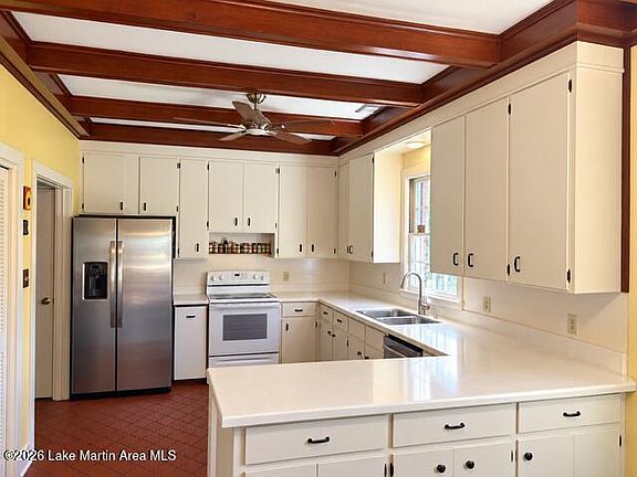 5th image of 365 Mariarden Rd