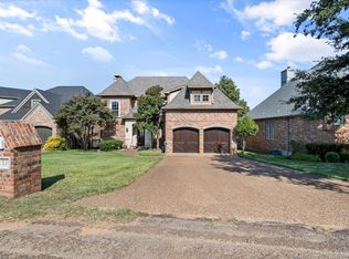 218 Hide A Way Dr, Mabank, TX 75156