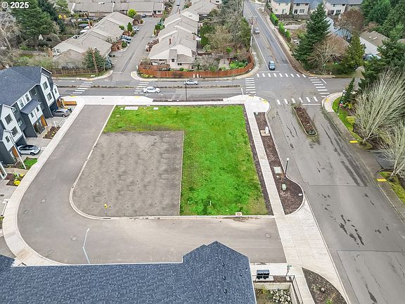 4th image of 16948 SW 132nd Ter