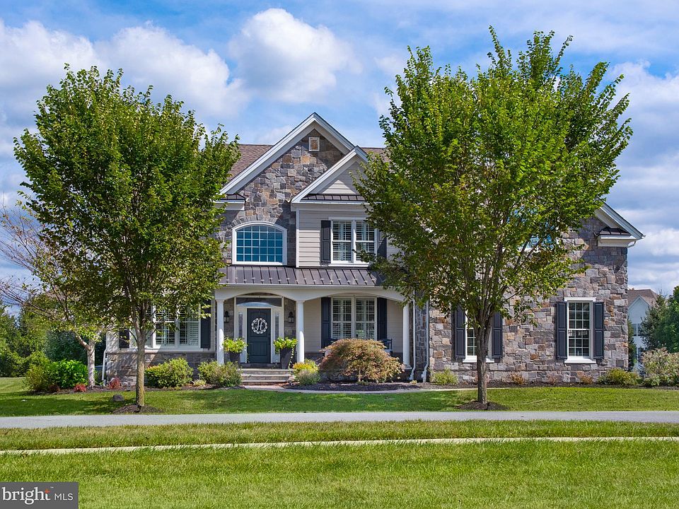 1st image of 307 Greenbank Ln