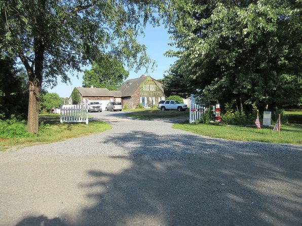 118 Overlook Dr