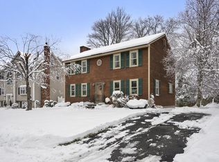 9 Yellow Brick Rd, Haverhill, MA 01835