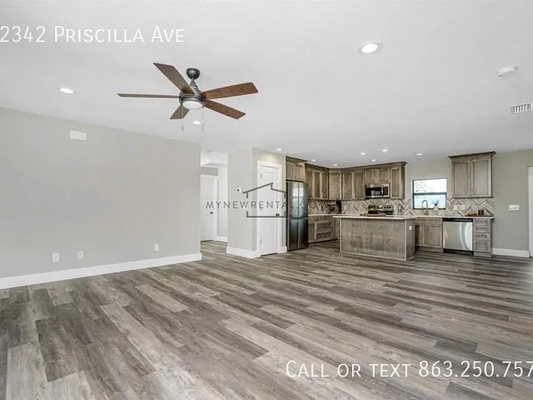 22342 Priscilla Ave — Photo 5