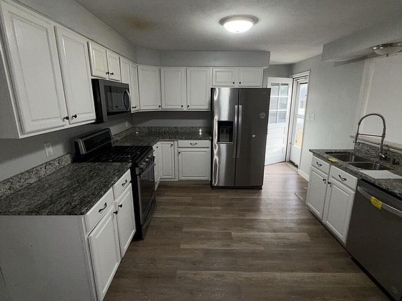 5th image of 5204 Mercury Dr