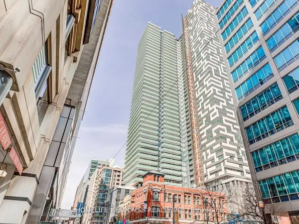 25 Richmond St E #2706, Toronto, ON M5C 1N7