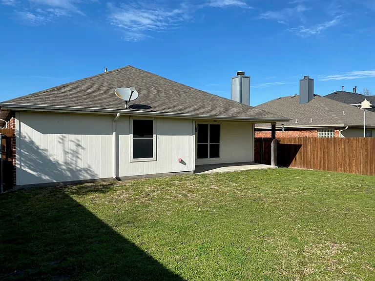 9909 Carter Dr — Photo 28