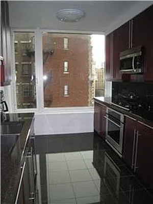 Sold by Trump International Realty | media 10