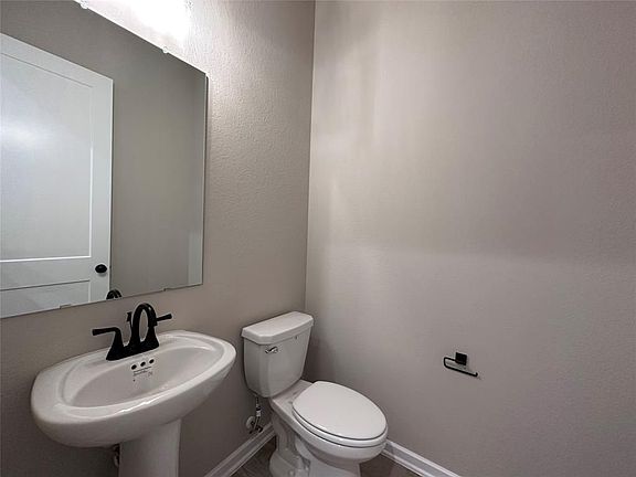 4th image of 21130 Yellow Bay Dr