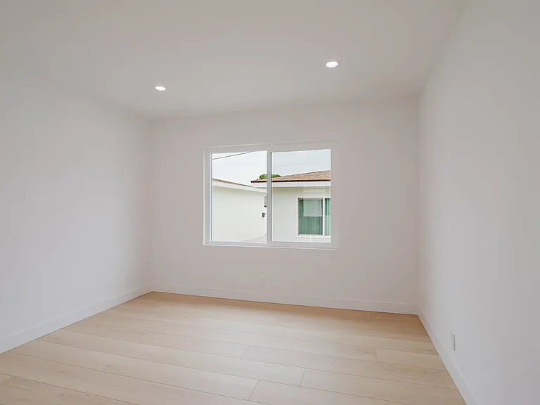 7730 Wyngate St — Photo 20