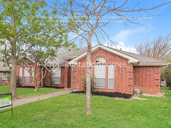 3rd image of 716 Flagstone Way