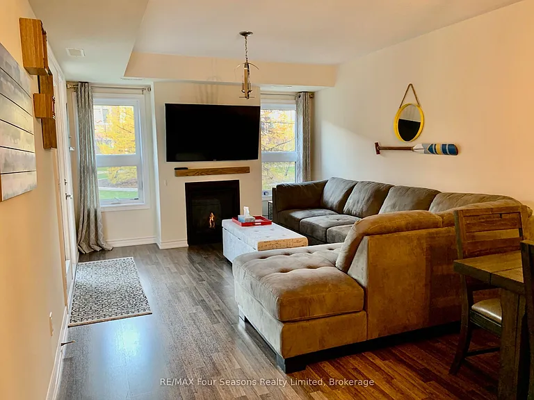 4 Cove Ct #102 — Photo 9