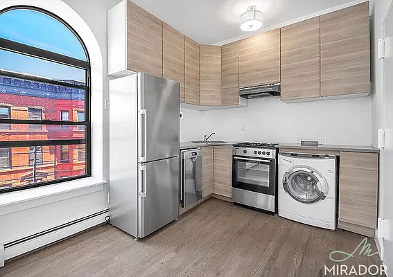 Rented by Mirador Real Estate | media 23